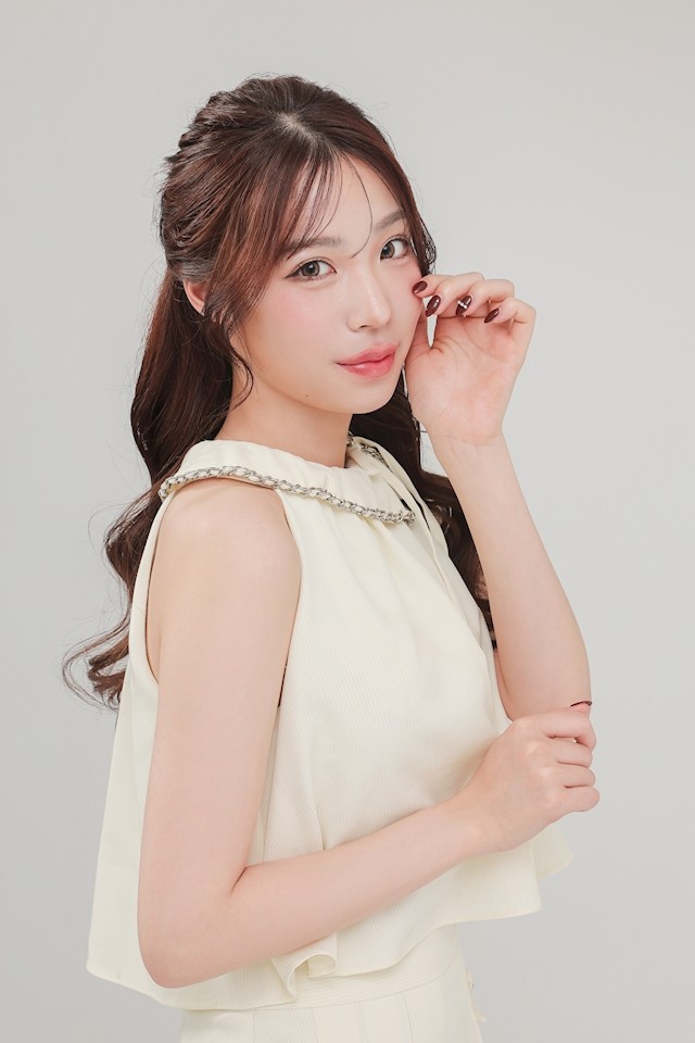 白乃 菜月プロフィール写真3